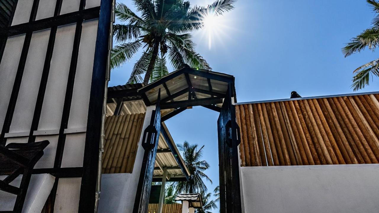 Sanctum Dive Bungalows With Private Pool Gili Trawangan Kültér fotó