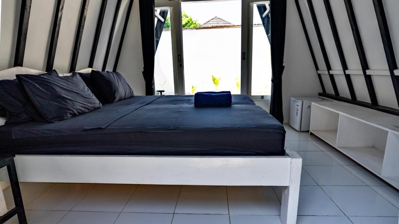 Sanctum Dive Bungalows With Private Pool Gili Trawangan Kültér fotó