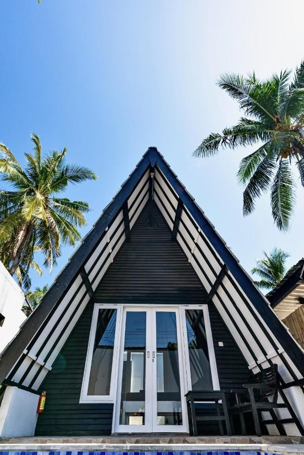 Sanctum Dive Bungalows With Private Pool Gili Trawangan Kültér fotó